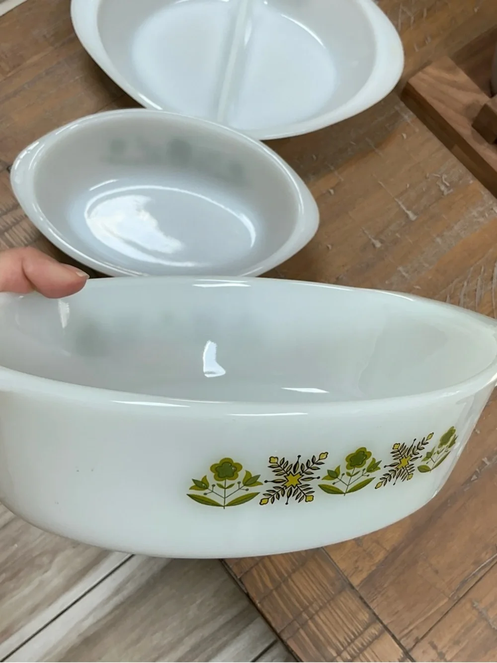 Vintage Green Daisy Casserole Floral Pattern White Milk Glass Serving Bowls Set3